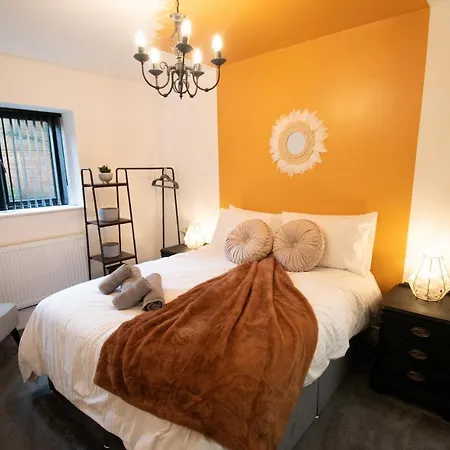 Ideal In Thorncliffe *