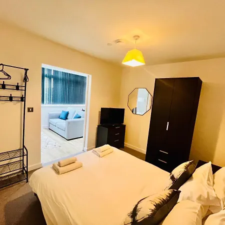Fully Equipped One Bedroom Near Old Trafford Stadium! Apartment Manchester