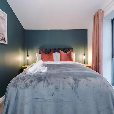 Stunning Mcr House Sleeps 9 * 맨체스터
