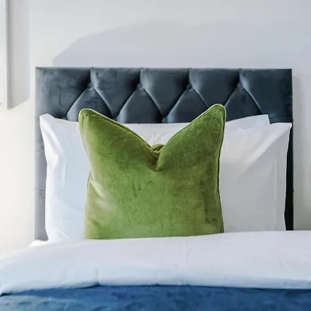 펜션 Stunning Mcr House Sleeps 9 *
