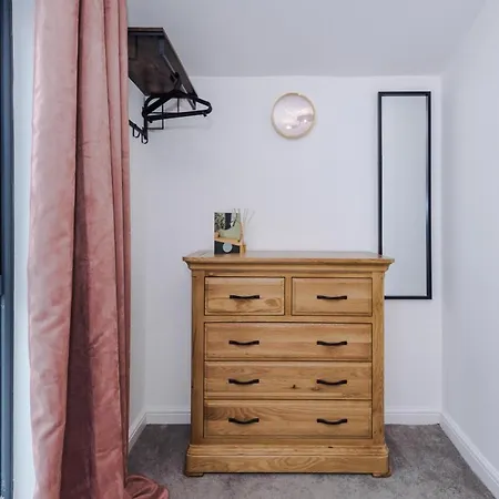 Stunning Mcr House Sleeps 9 * 맨체스터