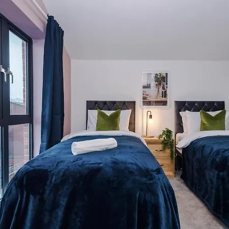 펜션 Stunning Mcr House Sleeps 9