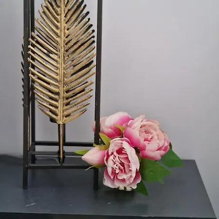 Luxury 2 Bed, 2 Bath - The Quays