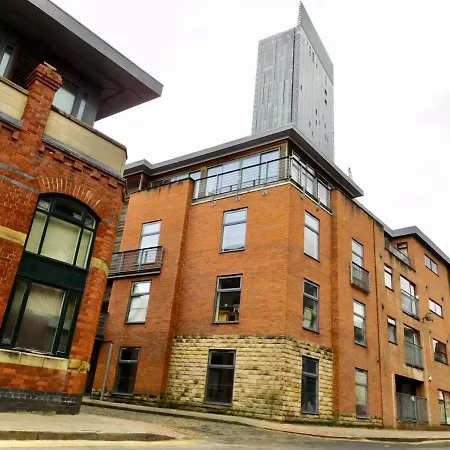 The Mcr - 2 Bed Modern