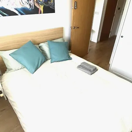 شقة Fresh 2 Bedroom Flat Close To Center Camp Street مانشستر