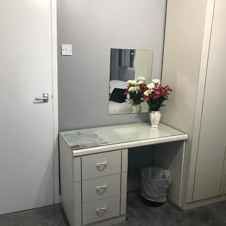 La Suisse Serviced Apartamento *