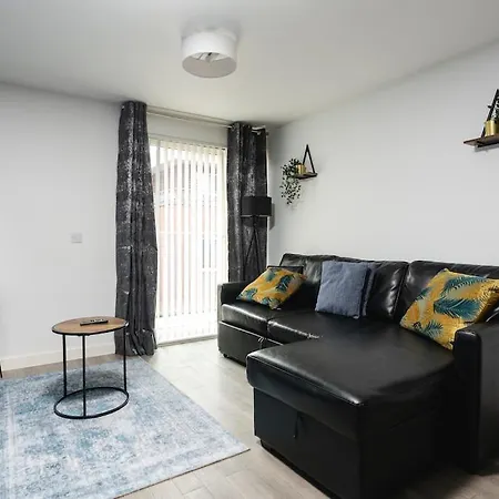 City Living Penthouse With Parking Apartmán *