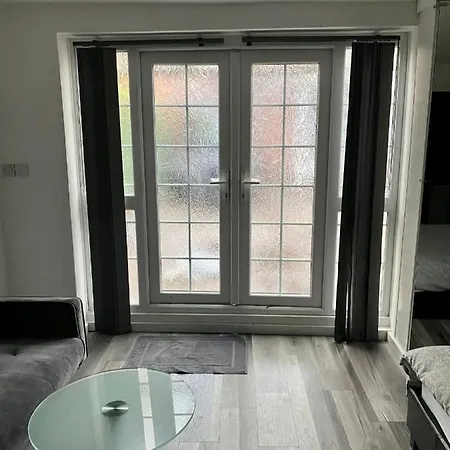 Holland Road, Manchester, M8 * Manchester