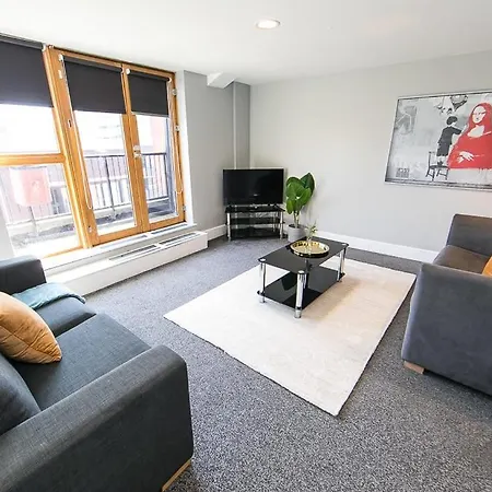 Apartment Entire Penthouse Floor Sleeps 18