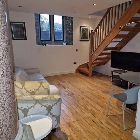 St Edmunds Church Apartamento