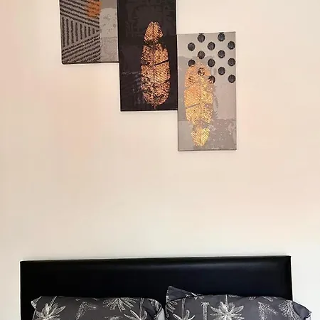 Relax Dotcom Homestay Manchester