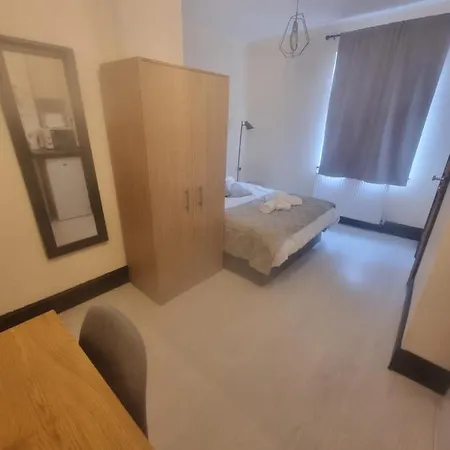 아파트 Studio 7 In Levenshulme *