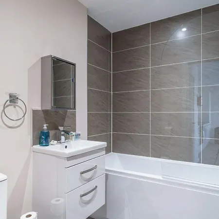 Bright 1 Bed Flat - Sleeps 3 Manchester