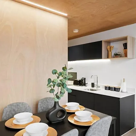 Skygardens - Stylish Duplex - Roof Garden מלון *