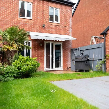 Ideal In Openshaw Homestay Manchester