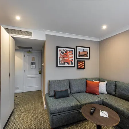 Hotel Holiday - - Oldham By Ihg Manchester