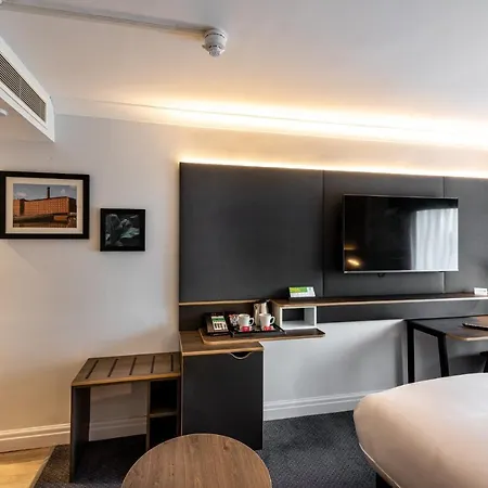 فندق - - Oldham By Ihg 3*