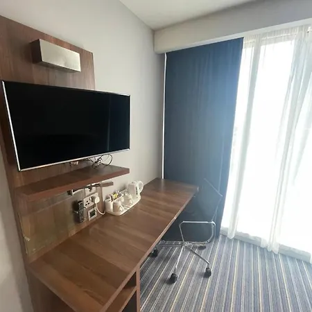 Hotel Express Centre By Ihg Manchester