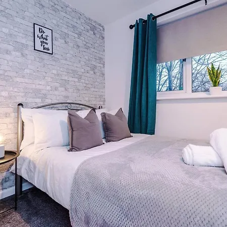 Stylish & Modern 2 Bed Close To Salford Quays Μάντσεστερ