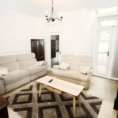 White House Apartment