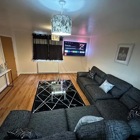 Zenith Apartment *