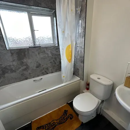 Zenith Apartment *