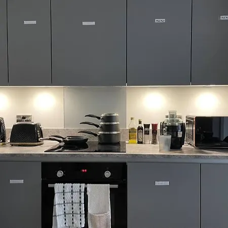 Modern City Flat With Gym & Spa * Manchester