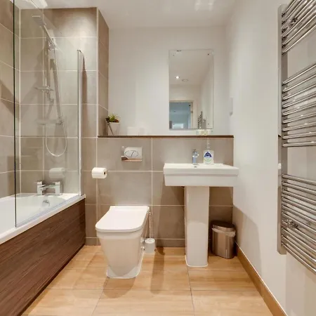 Appartement Modern 2 Bedroom Media City *