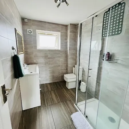 Accommodatie bij particulieren Allenby Walk Private In A 4 Bed Shared House *