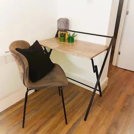 Apartment Modern 2 Bedroom Media City