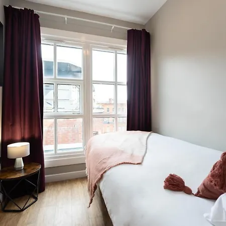 High Street Town House Apartment