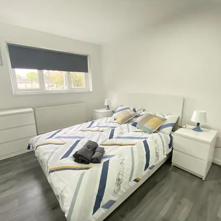 Elcot Close Private In A 4 Bed Shared House Mánchester