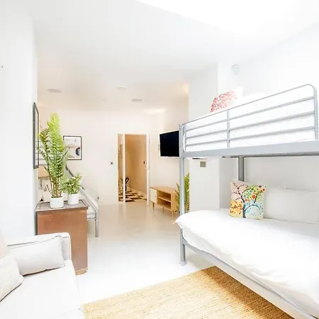 Townhouse With Roof Terrace * Manchester