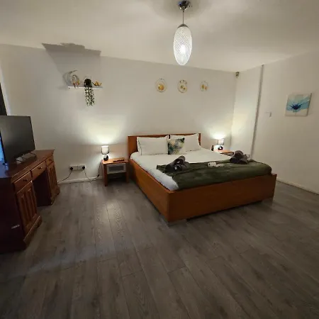 Habitación en casa particular Spacious In The Centre Of The *