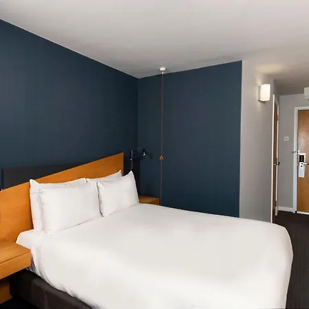 Express - Salford Quays By Ihg Manchester