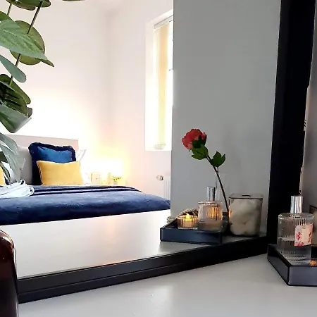 Holiday home Pass The Keys Beautifully Refurbished House Close To Mcr Airport Manchester