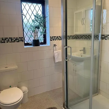 Trafford Retreat