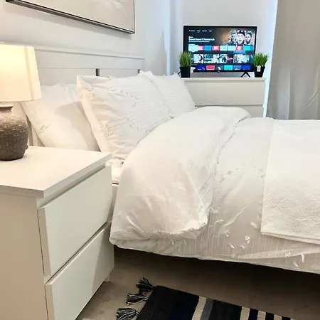 アパート Ecostay Luxury Living Apt