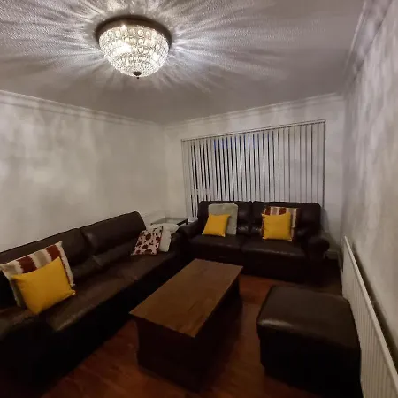 Spacious 3 Bed House - A Away From *