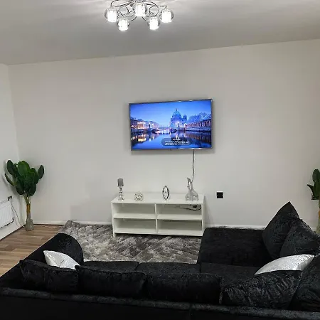 Beverley House * Manchester