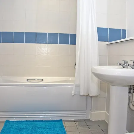 Piccadilly Gardens Apartment Manchester