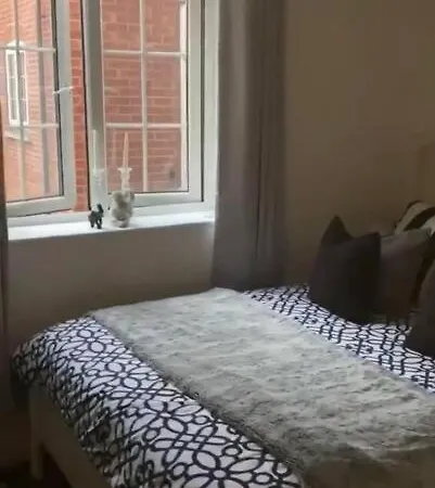 2 Bed Flat Eccles/old Trafford マンチェスター