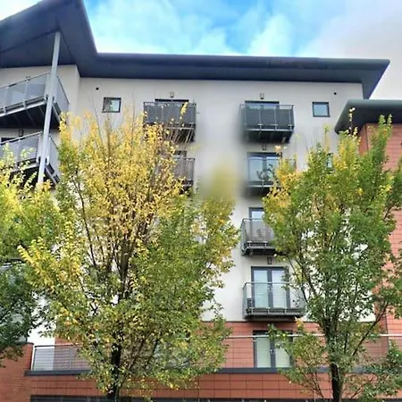 Balcony-view With Free And Secured Parking *