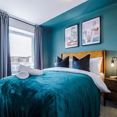 Ferienhaus Stunning Design House Near Etihad With Parking Bypurestay Manchester