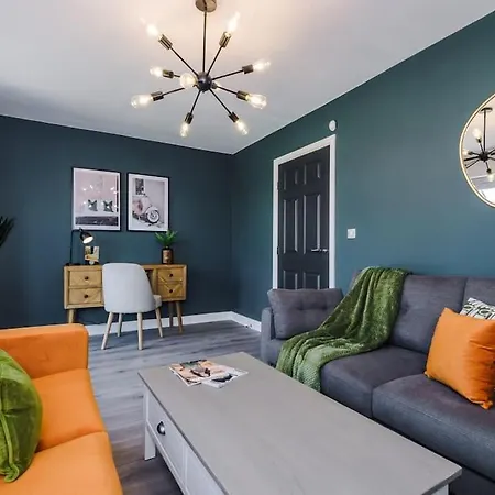 Ferienhaus Stunning Design House Near Etihad With Parking Bypurestay *