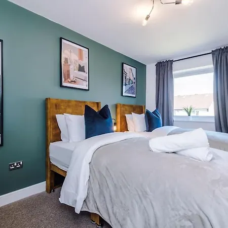 Stunning Design House Near Etihad With Parking Bypurestay Ferienhaus Manchester