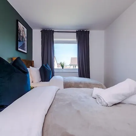 Stunning Design House Near Etihad With Parking Bypurestay Ferienhaus Manchester