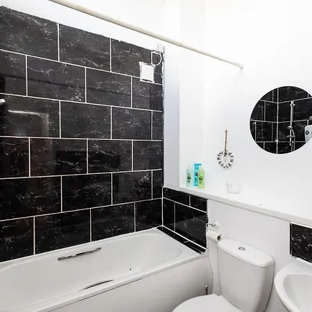 Large House Contractors Leisure Near Old Trafford