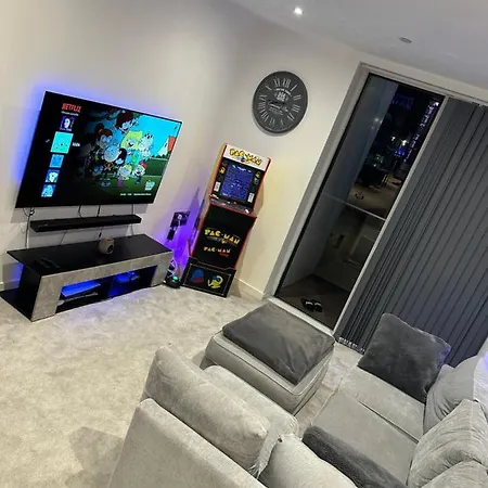 Luxury 1 Bedroom Media City Lejlighed *