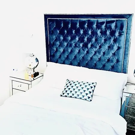 Cosy Double * Manchester